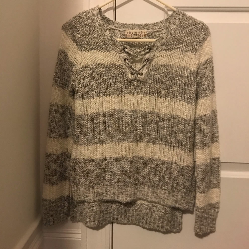 Knit sweater/shirt